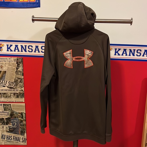 Under Armour hooded zip up - Picture 2 of 4